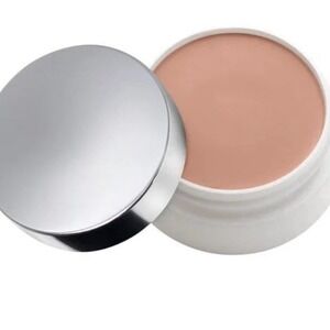 Merle Norman Powder Base Foundation Champagne Beige